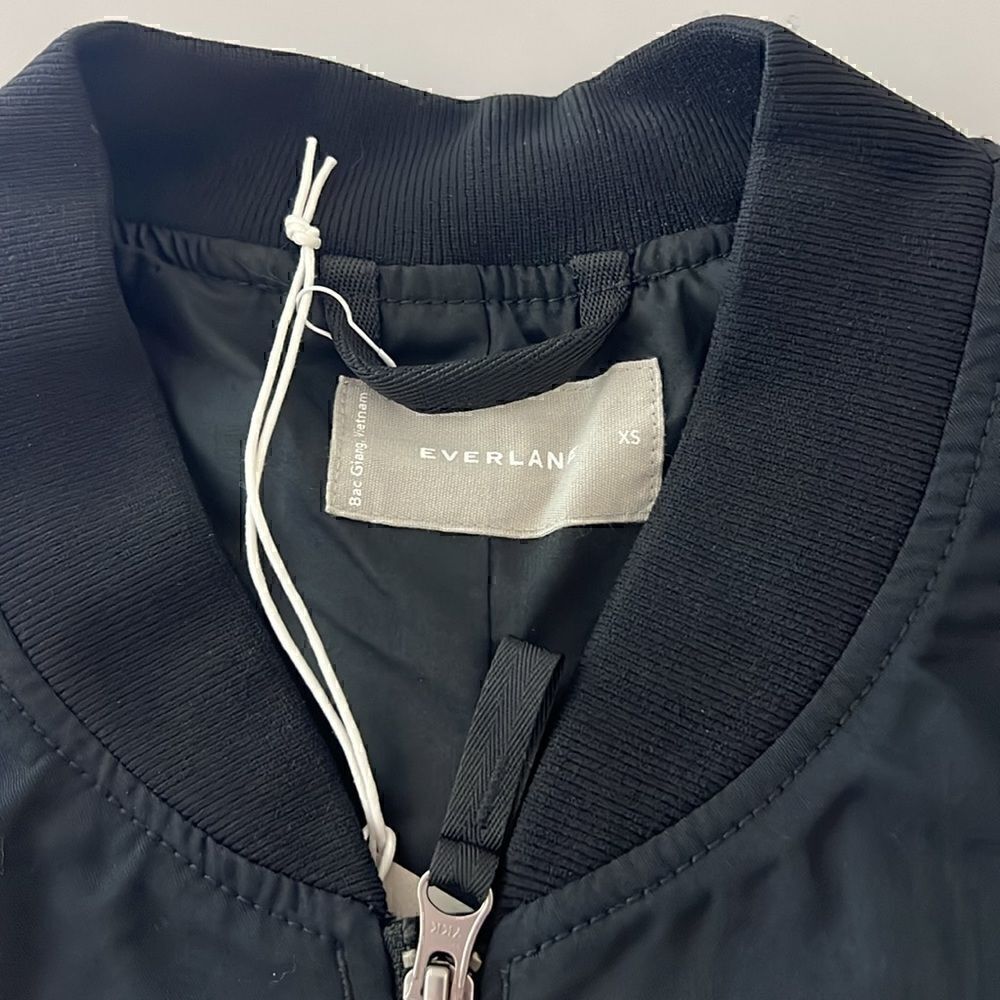 NWT Everlane The Bomber Jacket in Black Size XS - Picture 9 of 13